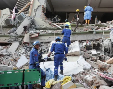 Terremoto causou mais de 1.700 mortos e 3.400 feridos em Myanmar