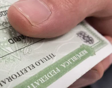 Título de eleitor deixa de ser obrigatório para declarar Imposto de Renda