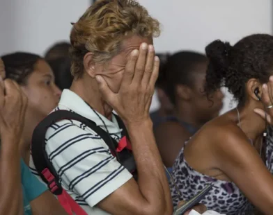 Trabalhador paga mais que o triplo da taxa do consignado dos aposentados