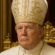 Trump compartilha imagem vestido de Papa e gera críticas