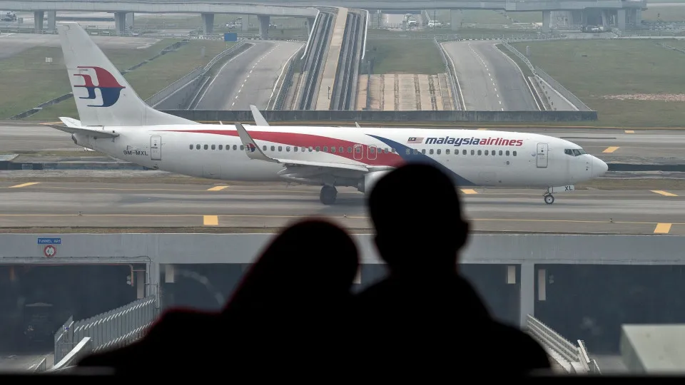 Um mês após retomada, buscas por avião que sumiu há 11 anos são suspensas