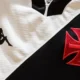 Vasco fica impedido de registrar novos jogadores por dívida com o Nantes
