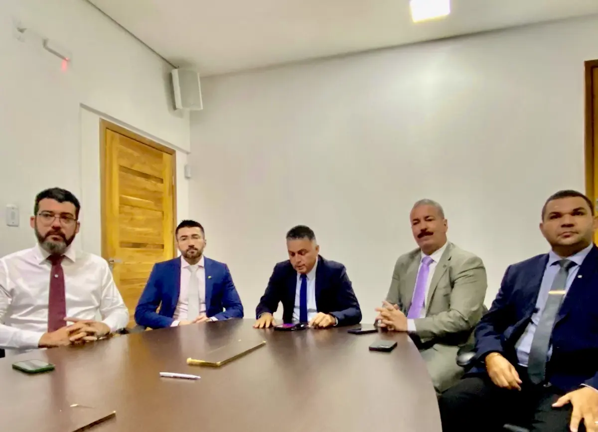 Vereadores reclamam de manobra para aprovar empréstimo sem debate público | ac24horas