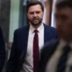 Vice de Trump é vaiado ao chegar a concerto em Washington