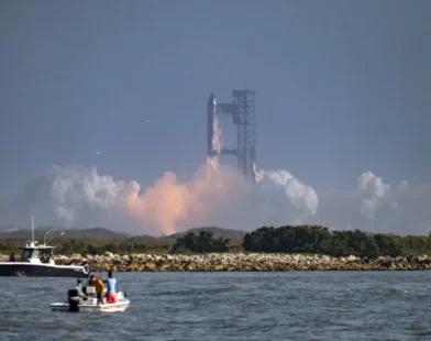 Voo do Starship volta a fracassar; veja as imagens do nono teste!