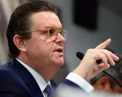 Wolney detona e lembra que Moro era ministro em denúncia de 2020 no INSS