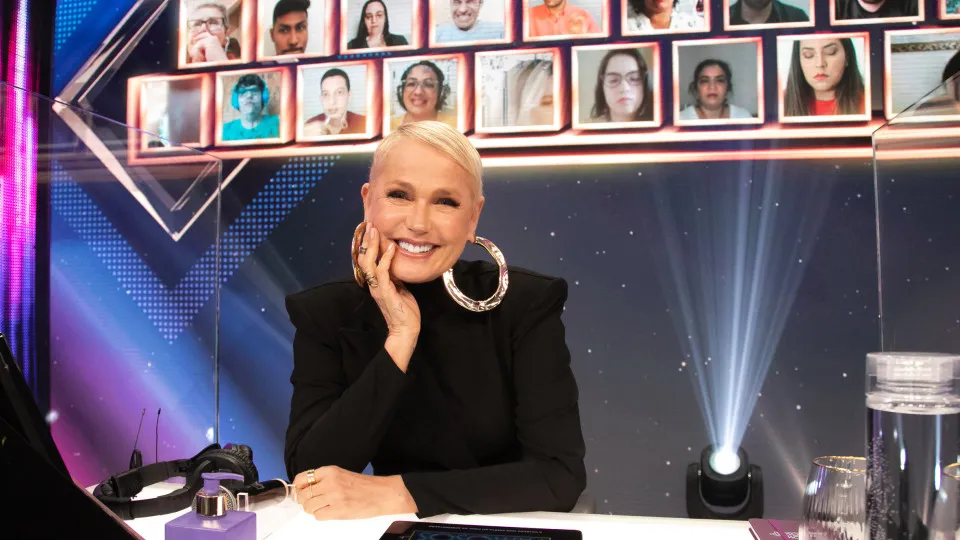 Xuxa diz não ter partido e relembra polêmica com Bolsonaro