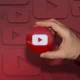YouTube retira vídeos com desinformação sobre saúde de Lula após notificação do governo