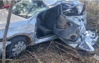 Acidente grave na MG-892 deixa dois mortos e duas pessoas feridas, entre elas uma criança