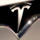 Ações da Tesla tombam com troca de farpas entre Musk e Trump