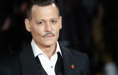 Amber Heard? Johnny Depp diz que foi um "idiota" por ter se apaixonado