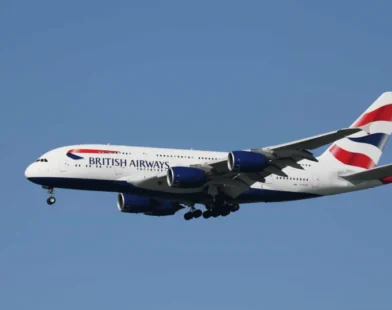 Boeing 787 Dreamliner da British Airways faz pouso de emergência