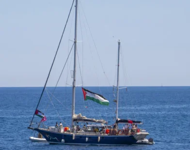 Brasil exige que Israel liberte tripulação de barco com Greta e brasileiro