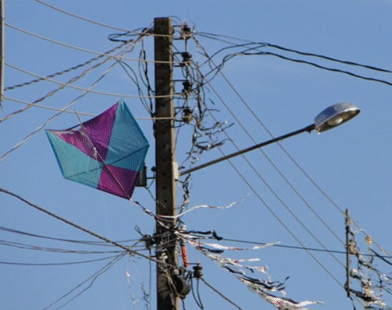 Brincadeira perigosa: pipas causam falta de energia para mais de 9 mil consumidores no Norte de Minas em 2025