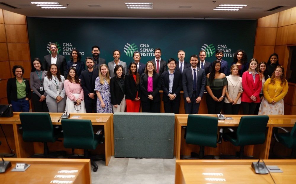 CNA e Diplomatas da Agricultura Brasil discutem ações para a COP 30