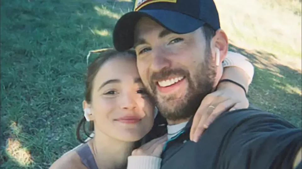 Chris Evans 'aprendeu' português para fazer pedido especial à mulher