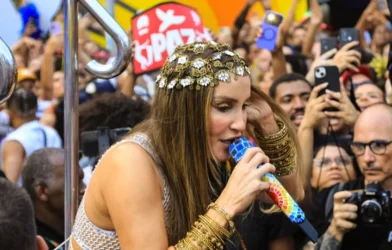 Claudia Leitte passa recado 'evangélico' aos gays e gera nova polêmica