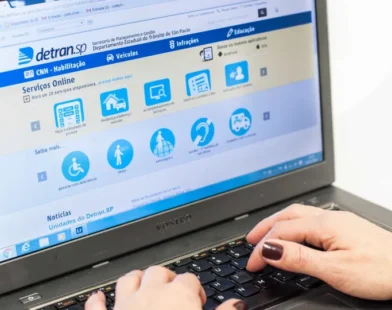 Como é o esquema de transferência de veículos que fez o Detran afastar mais de 140 despachantes