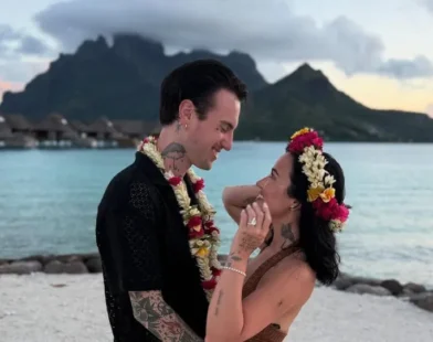 Demi Lovato curte lua de mel em paraíso com o marido; veja as fotos