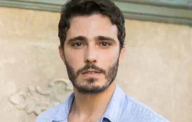 Desistiram? Famosos que hoje têm 'empregos normais'