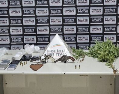 Dois homens são presos com armas, drogas e pés de maconha em Várzea da Palma