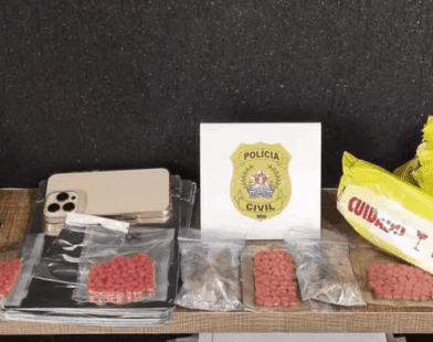 Dois homens são presos em Unaí após interceptação de drogas sintéticas enviadas pelos Correios