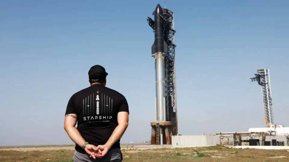 Elon Musk diz que foguete Starship será ainda maior