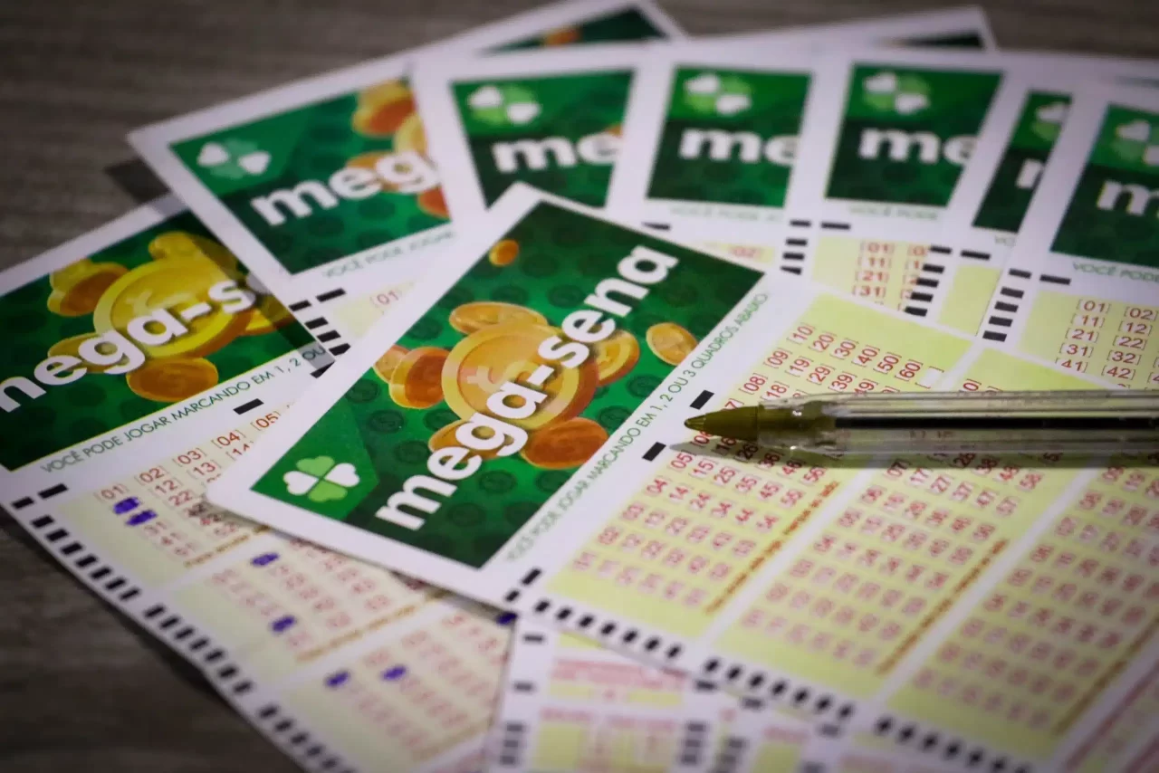 Em Linhares, Mega-Sena acumulada paga quadra para 3 apostadores