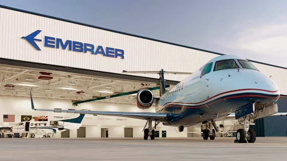 Embraer assina contrato com Holanda para fornecer Sistema de Evacuação Aeromédica -