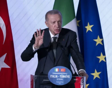 Erdogan avisa: Ofensiva israelense deve criar onda de migração na Europa