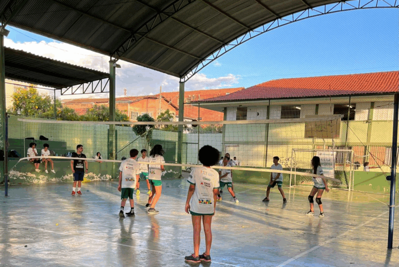 Esporte como ferramenta de transformação: projeto forma cidadãos dentro e fora das quadras