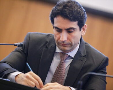 Galípolo diz que IOF não deveria ser utilizado para arrecadação. Vídeo