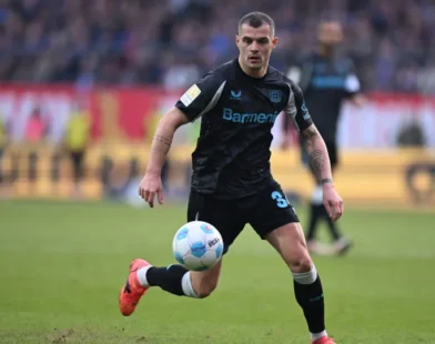 Granit Xhaka acerta com Milan e está perto de ser oficializado