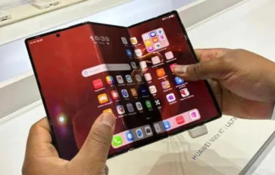 Huawei lança no Brasil celular de R$ 33 mil, primeiro do mundo com tela que dobra em três