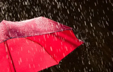 Inmet emite alerta vermelho para volume de chuvas no RS