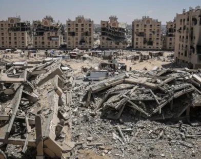 Israel abre fogo perto de centro de ajuda pela 3ª vez em Gaza