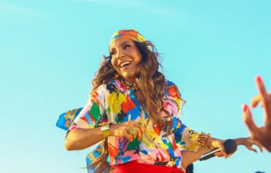 Ivete Sangalo anuncia turnê de samba que homenageia Clara Nunes e começa em SP