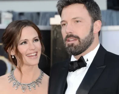 Jennifer Garner dedica carinhosa postagem ao 'ex' Ben Affleck