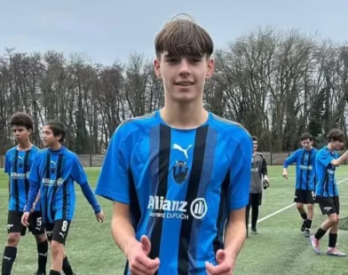 Jogador de 14 anos morre três dias após choque que esmagou o fígado