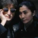 John Lennon se pesava todo dia e Yoko só viajava após a sua consulta astrológica