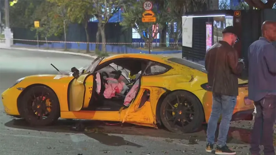 Justiça manda soltar motorista de Porsche acusado de perseguir, atropelar e matar motoboy