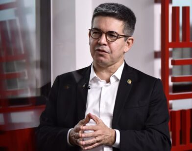 Líder diz que governo Lula começa CPMI do INSS “com vontade”