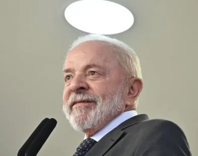 Lula assina acordo com a Interpol para combater crime organizado