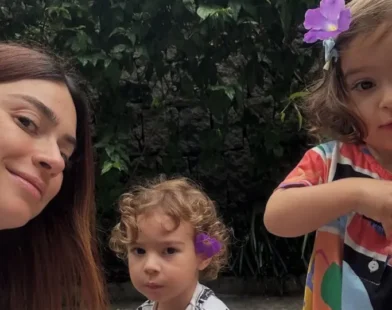 "Meu filho não suporta a irmã", diz Thaila Ayala sobre maternidade