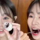 Morre influencer que ficou famosa por comer... produtos de maquiagem