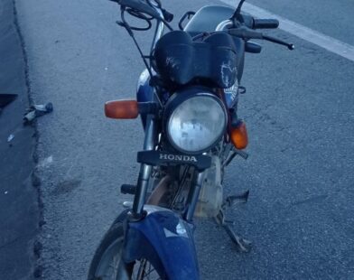 Motociclista morre após atropelar pedestre e cair na BR-262, em Pará de Minas