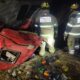 Motorista morre após caminhão capotar e bater em barranco na BR-251, em Francisco Sá