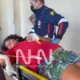 Mulher Fica Com Faca Cravada Na Mão Após Briga Com O Marido