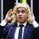 Nikolas Ferreira se pronuncia apos votar por veto a pensao 80x80