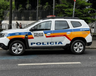 PM apreende drogas e cumpre mandado de prisão em Bocaiuva